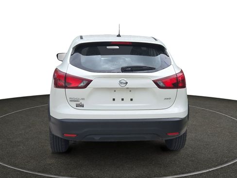 Used 2018 Nissan Rogue Sport S AWD/4WD image 5