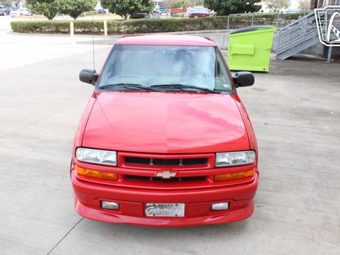 Used 2001 Chevrolet S10 Pickup Xtreme w/ Preferred Equipment Group image 20