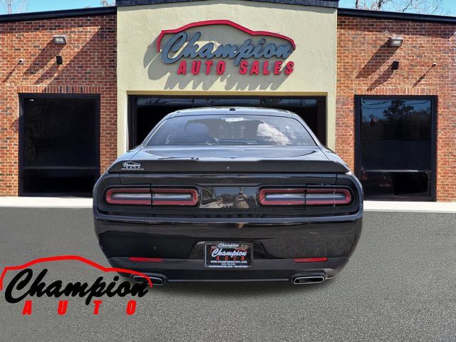 Used 2023 Dodge Challenger SXT w/ Blacktop Package RWD image 5