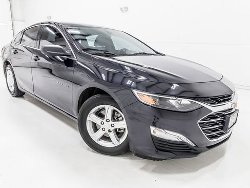 Used 2022 Chevrolet Malibu LS FWD image 10
