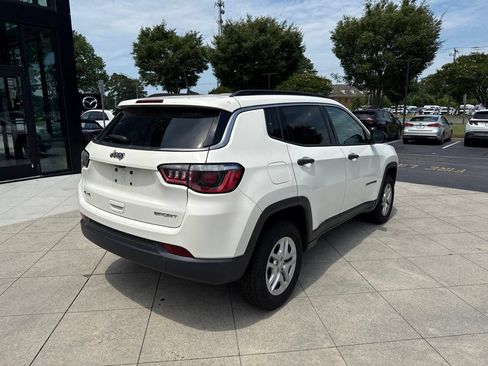 Used 2019 Jeep Compass Sport AWD/4WD image 6