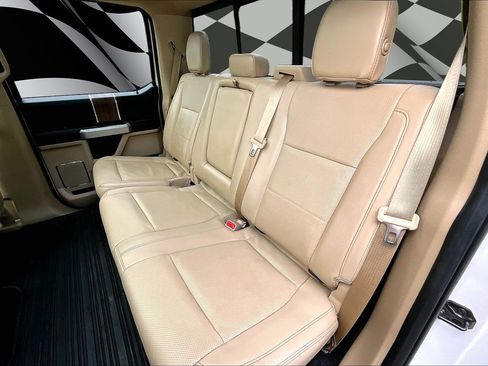 Used 2016 Ford F150 Lariat w/ Equipment Group 502A Luxury AWD/4WD image 26