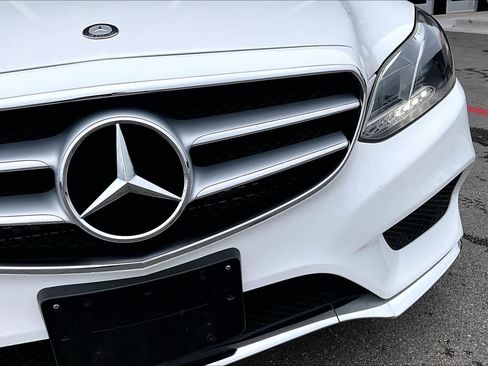 Used 2016 Mercedes-Benz E 350 Sedan image 25