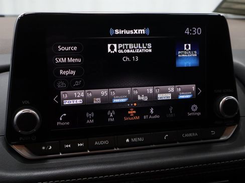 Certified 2023 Nissan Rogue SV image 3