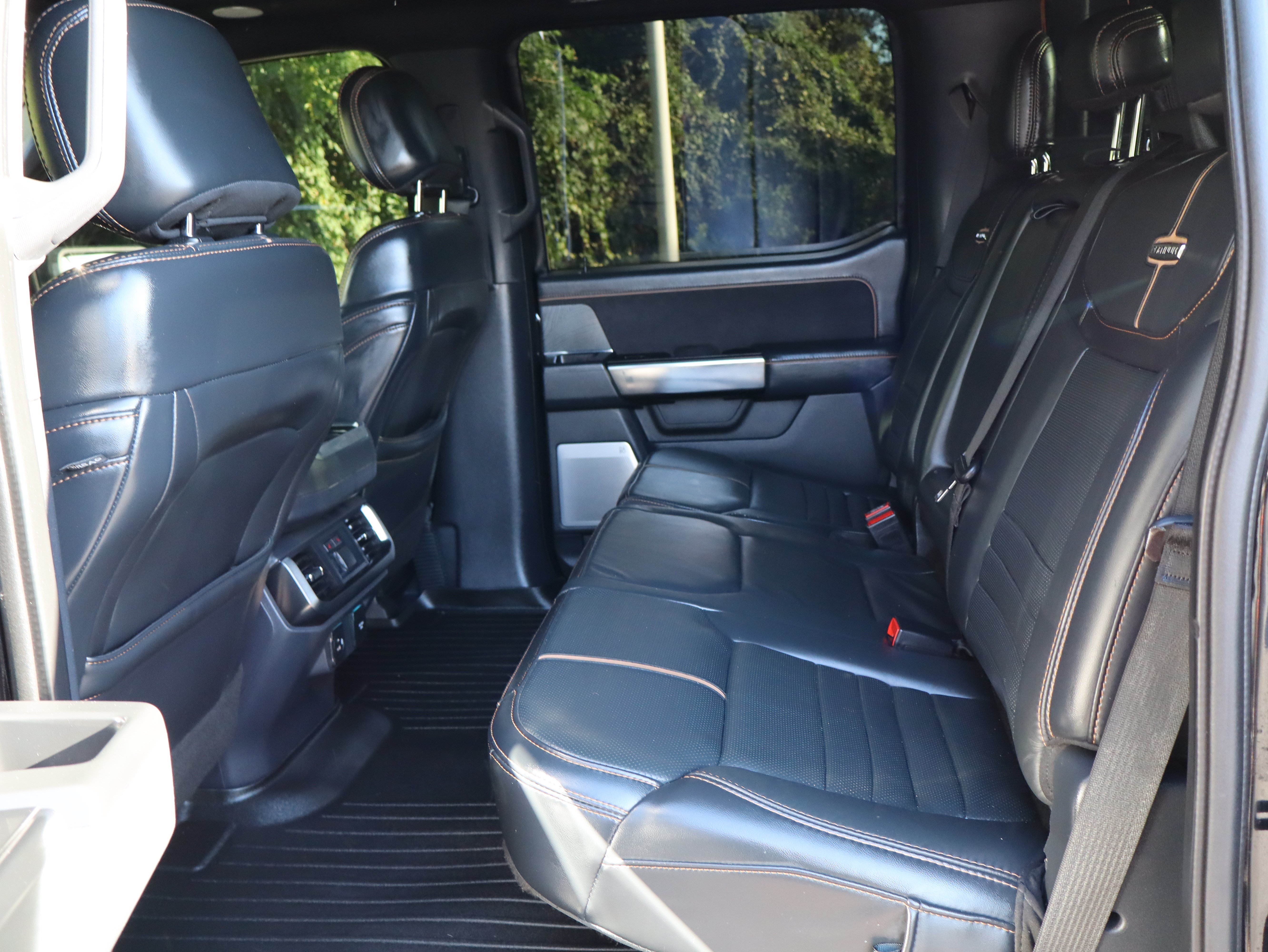 Used 2021 Ford F150 Platinum w/ Equipment Group 701A High AWD/4WD image 29