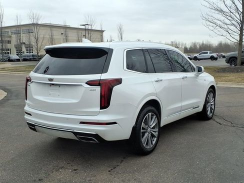 Used 2020 Cadillac XT6 Premium Luxury w/ LPO, Floor Liner Package image 4