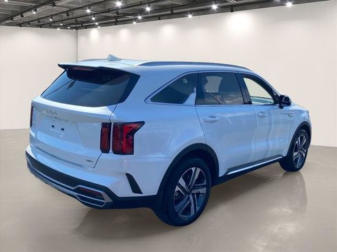 Certified 2023 Kia Sorento EX AWD/4WD image 8