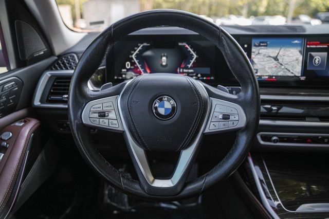 Used 2023 BMW X7 xDrive40i AWD/4WD image 32