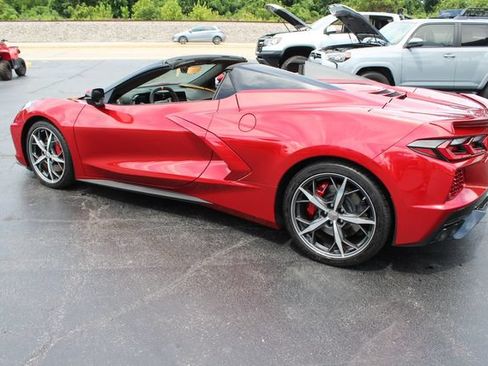 Used 2023 Chevrolet Corvette Stingray Premium Conv w/ Z51 Performance Package RWD image 14