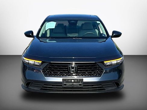 Used 2024 Honda Accord EX image 2