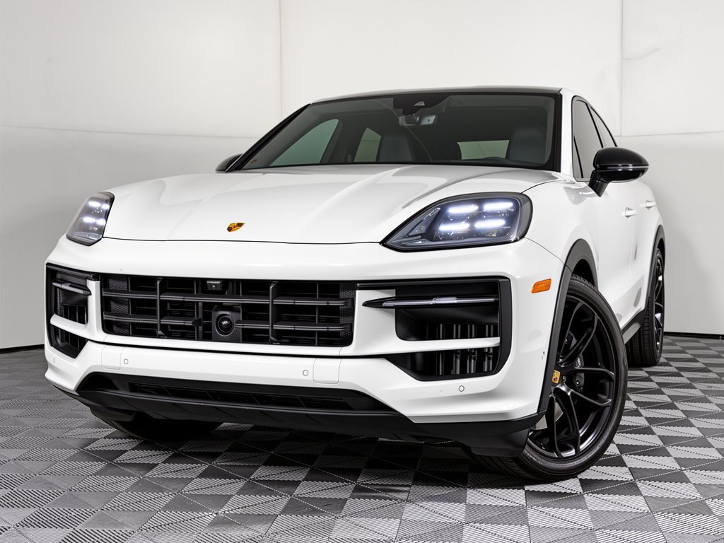 Certified 2025 Porsche Cayenne GTS AWD/4WD image 1