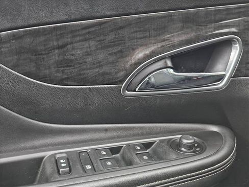 Used 2015 Buick Encore FWD image 10