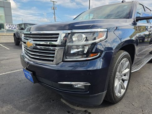 Used 2020 Chevrolet Suburban Premier AWD/4WD image 10