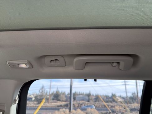 New 2026 Volvo XC90 T8 Ultra w/ Protection Package Premier image 34