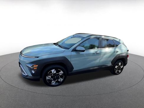 Used 2025 Hyundai Kona SEL image 8