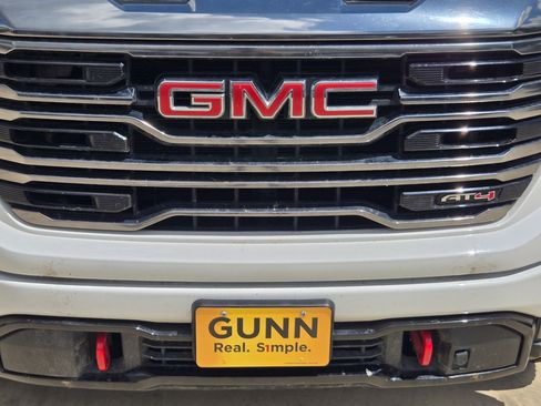 Used 2022 GMC Sierra 1500 AT4 AWD/4WD image 4