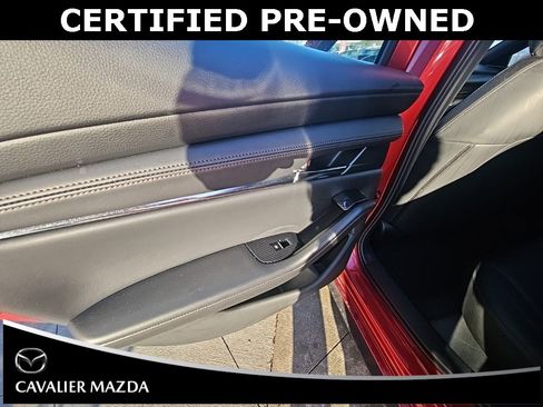 Used 2022 MAZDA MAZDA3 s image 24