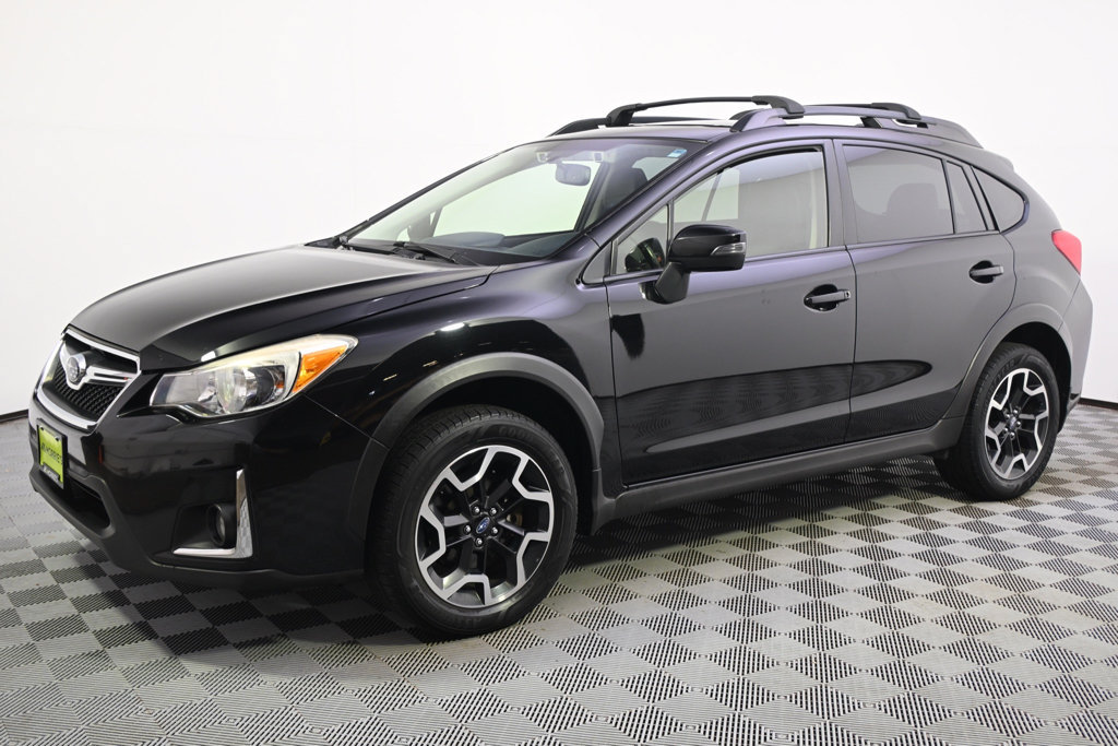 Used 2016 Subaru Crosstrek 2.0i Limited AWD/4WD image 2