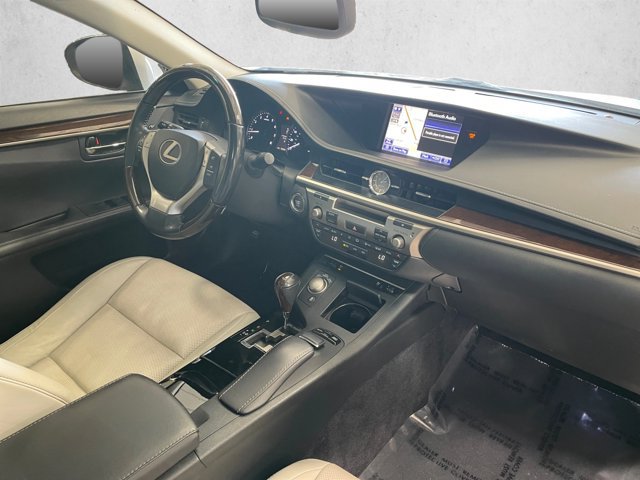 Used 2014 Lexus ES 350 w/ Premium Package FWD image 22