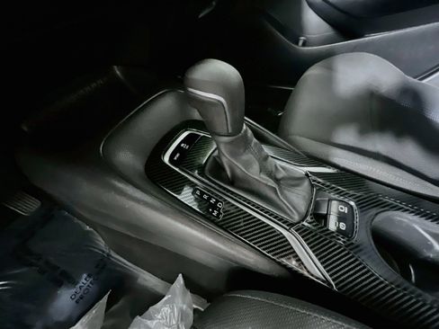 Used 2021 Toyota Corolla SE FWD image 34