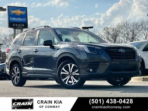 Used 2024 Subaru Forester Limited AWD/4WD image 1