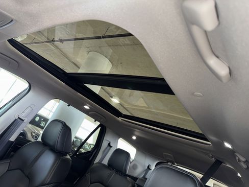 Used 2024 Honda Pilot Touring image 33