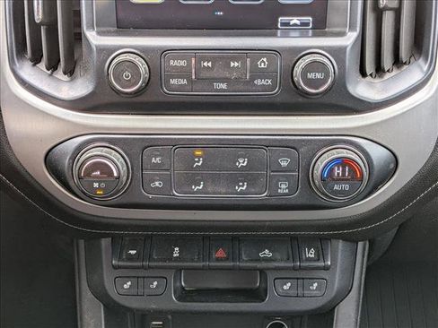 Used 2018 GMC Canyon SLT w/ Driver Alert Package image 15