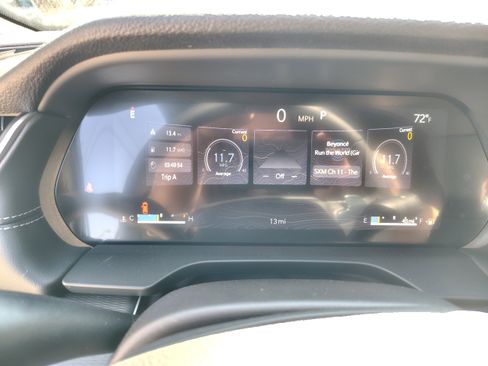 New 2025 Jeep Grand Cherokee Altitude image 32