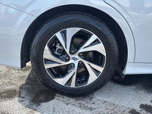 Used 2025 Subaru Legacy Premium image 40