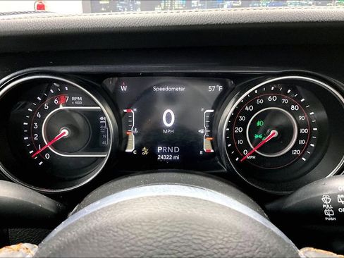 Used 2022 Jeep Wrangler Unlimited Rubicon image 14