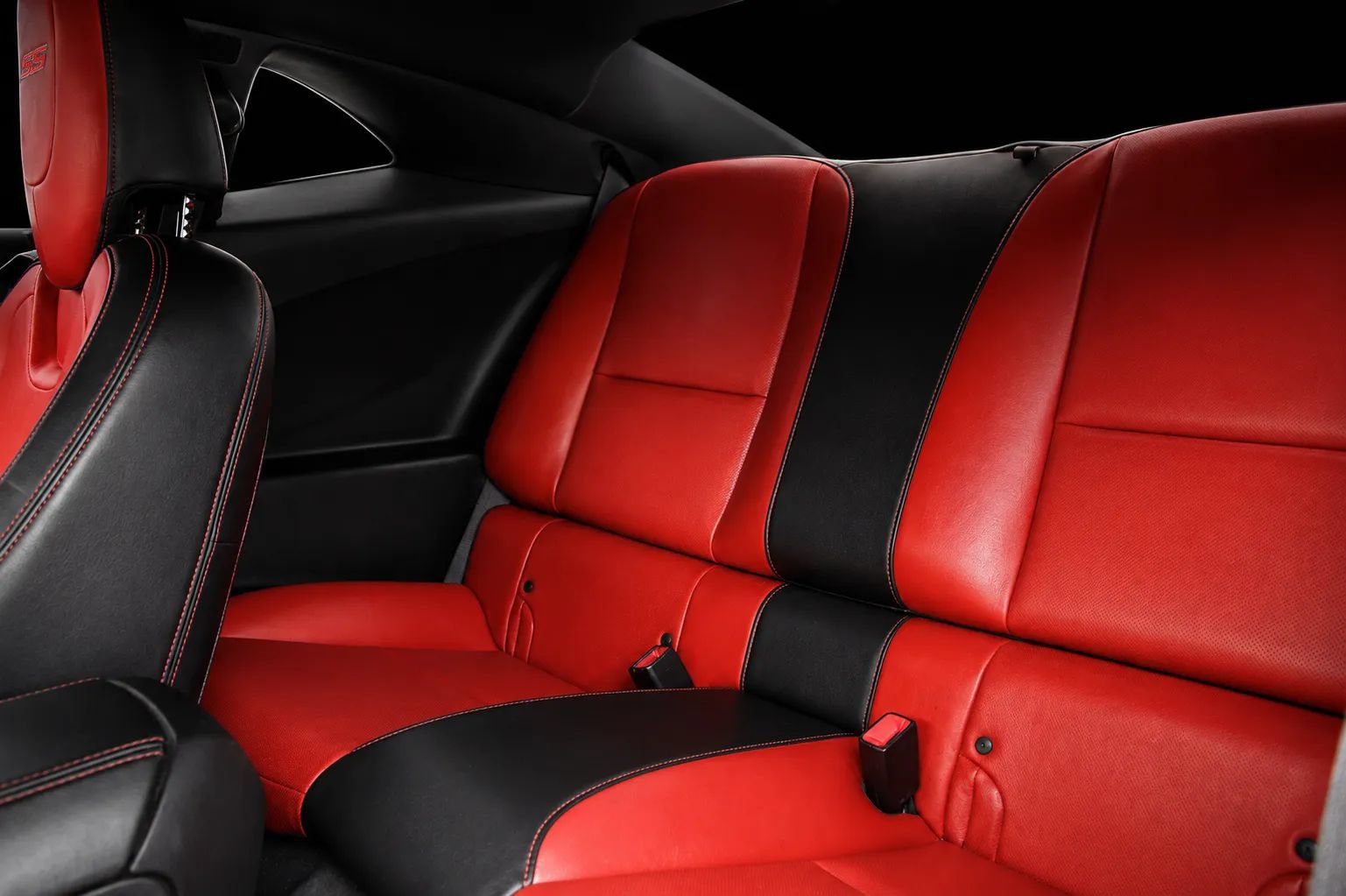 Used 2010 Chevrolet Camaro SS w/ LPO, Ground Effects Package RWD image 24
