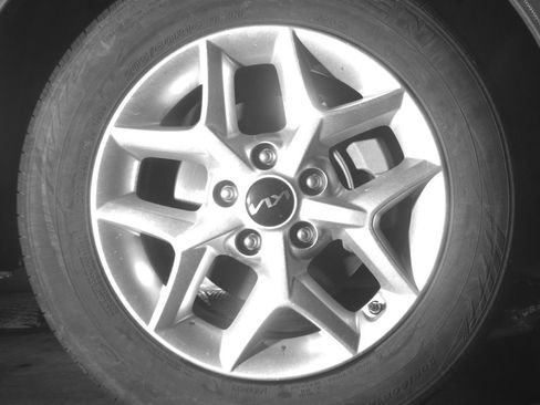 Used 2025 Kia Soul LX w/ LX Technology Package image 20