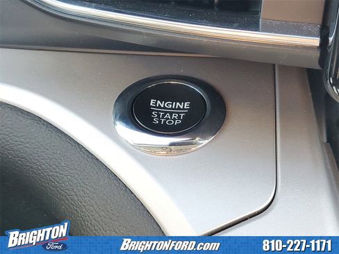 Used 2023 Ford Explorer XLT w/ Equipment Group 202A image 30