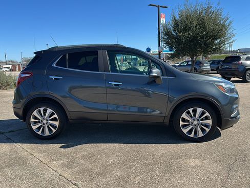 Used 2018 Buick Encore Preferred image 9