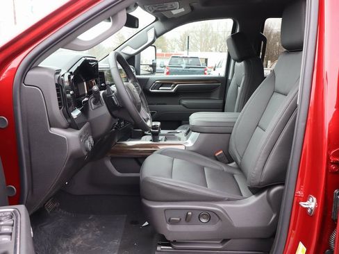 New 2026 Chevrolet Silverado 1500 LT Trail Boss w/ Convenience Package II image 5