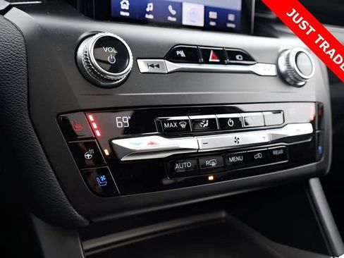 Used 2020 Ford Explorer ST w/ ST Street Pack image 28