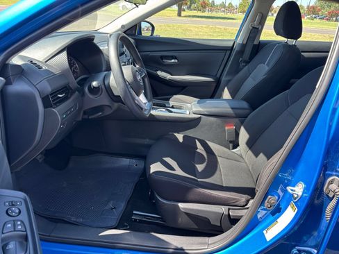 Used 2025 Nissan Sentra SV FWD image 24