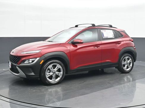 Used 2023 Hyundai Kona SEL image 2