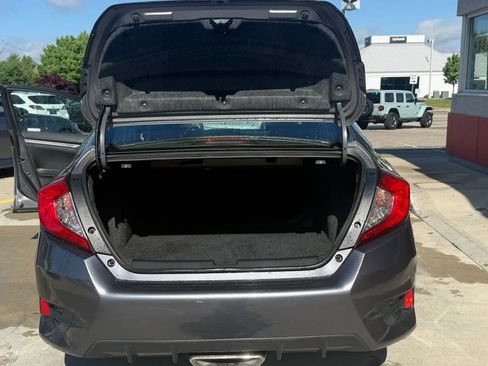 Used 2019 Honda Civic Sport image 21