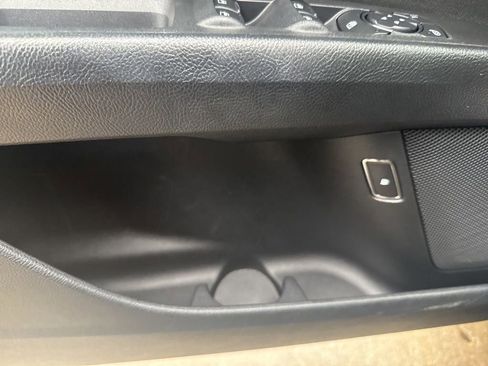 Used 2019 Ford Fusion SE image 19