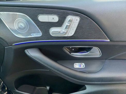 Used 2020 Mercedes-Benz GLS 450 4MATIC image 23