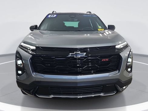Certified 2025 Chevrolet Equinox RS w/ Safety and Technology Package FWD image 10