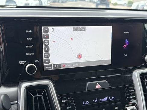Used 2022 Kia Sorento S FWD image 24