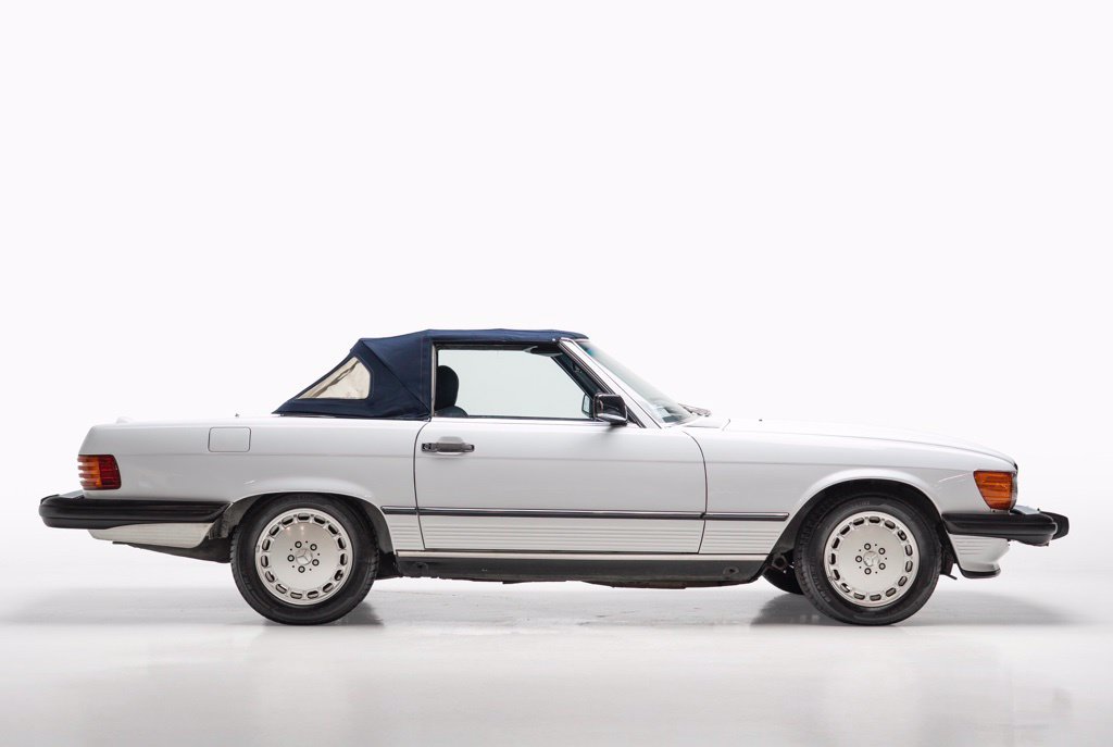Used 1988 Mercedes-Benz 560 SL image 7