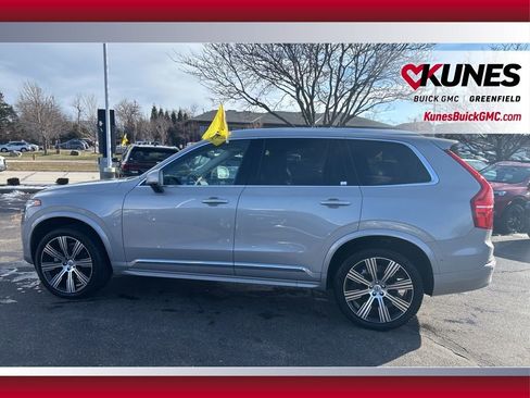 Used 2024 Volvo XC90 B5 Plus image 9