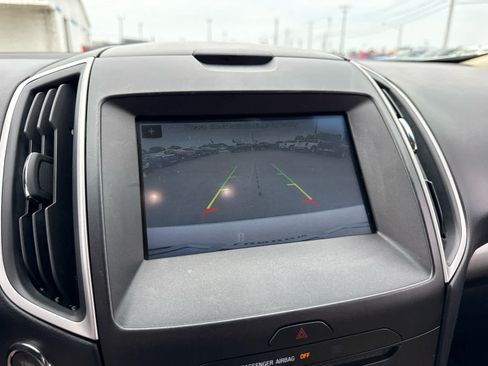 Used 2017 Ford Edge SEL w/ Equipment Group 201A FWD image 17