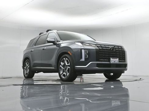 Used 2023 Hyundai Palisade Limited w/ Cargo Package AWD/4WD image 53