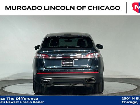 Used 2022 Lincoln Nautilus AWD image 7