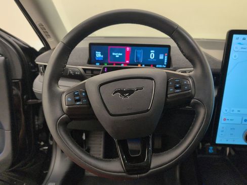 Used 2023 Ford Mustang Mach-E Premium image 37