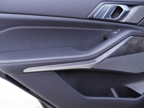 Certified 2023 BMW X5 xDrive40i w/ M Sport Package image 33